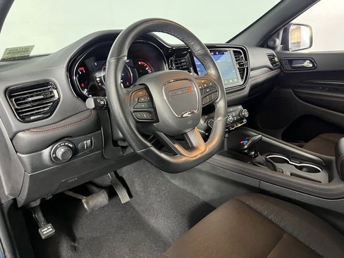 Certified 2025 Dodge Durango GT image 21