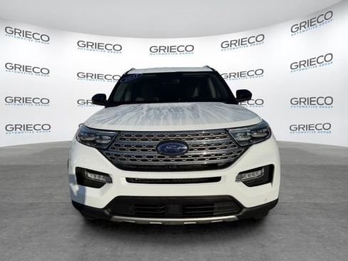 Used 2021 Ford Explorer Limited AWD/4WD image 2