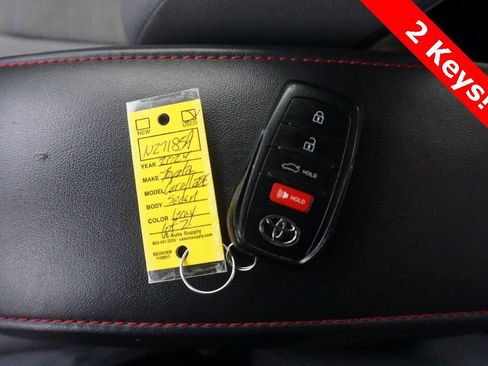 Used 2024 Toyota Corolla SE w/ SE Premium Package image 19