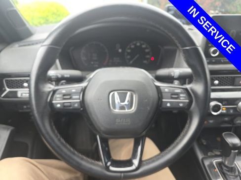 Used 2023 Honda Civic Sport image 8