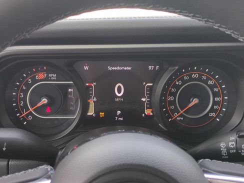 New 2026 Jeep Wrangler Unlimited Sahara AWD/4WD image 29