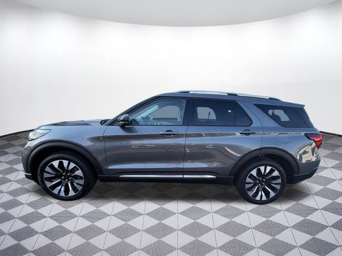 Used 2026 Ford Explorer Platinum w/ LUX Leather Package AWD/4WD image 2