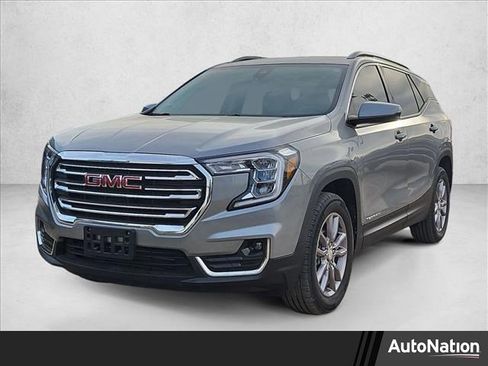 Used 2024 GMC Terrain SLT image 1