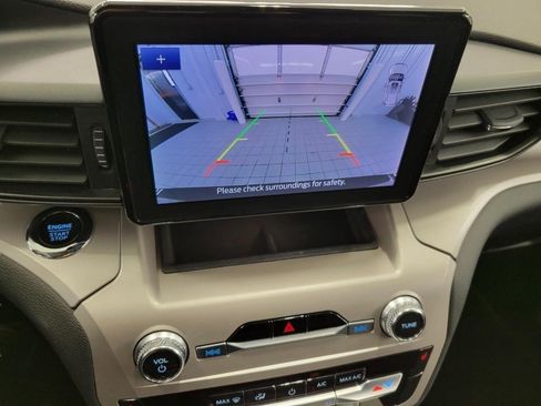 Used 2024 Ford Explorer XLT w/ Class IV Trailer Tow Package AWD/4WD image 72