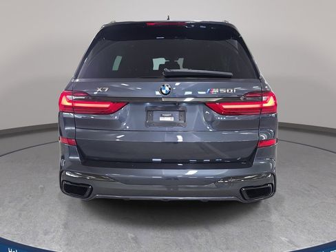 Used 2021 BMW X7 M50i w/ Dynamic Handling Package AWD/4WD image 8