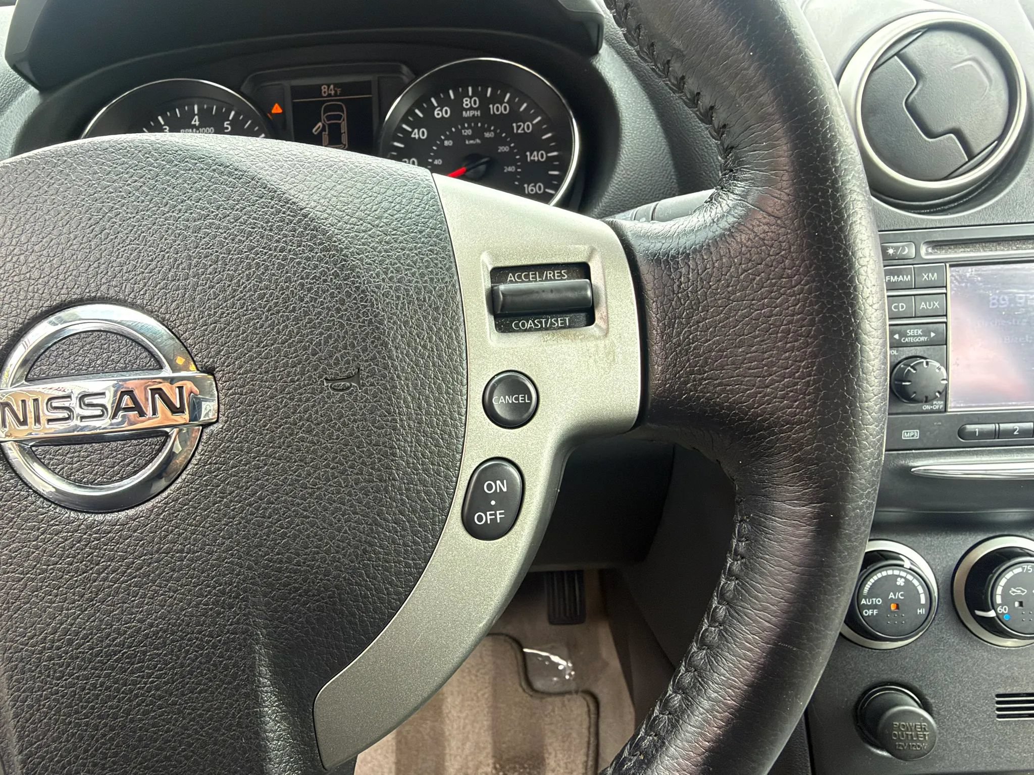 Used 2011 Nissan Rogue SV w/ SL Pkg AWD/4WD image 18
