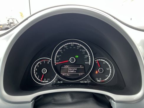 Used 2016 Volkswagen Beetle 1.8T S w/ Lighting Package image 12