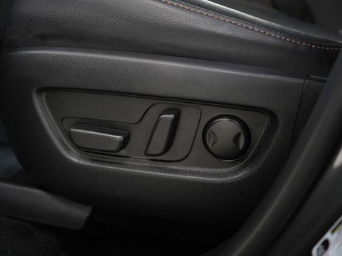 Used 2024 MAZDA CX-90 Plug-In Hybrid w/ Premium Pkg image 30