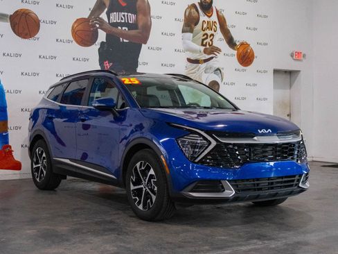 Used 2025 Kia Sportage EX w/ Premium Package FWD image 20
