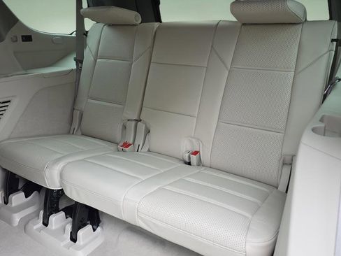 Certified 2024 Cadillac Escalade Sport Platinum w/ Heavy-Duty Trailer Package image 26