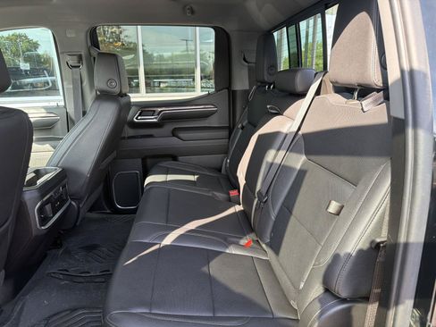 Used 2023 Chevrolet Silverado 1500 LTZ AWD/4WD image 42