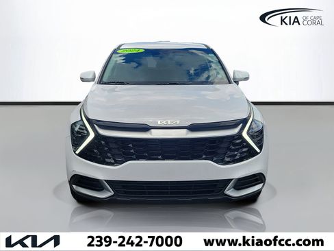 Certified 2024 Kia Sportage EX FWD image 2