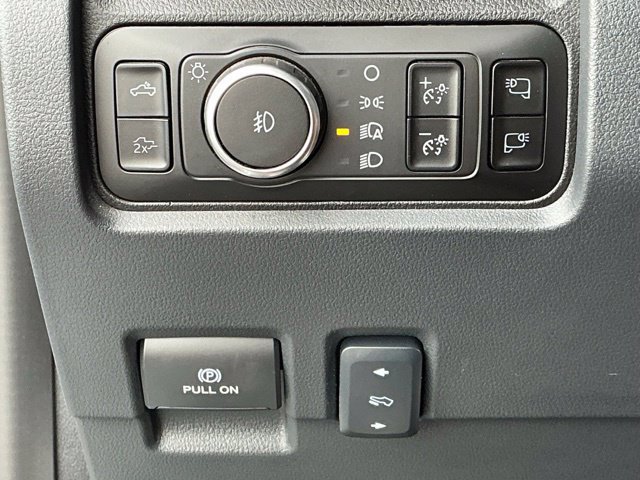 Used 2025 Ford F350 Lariat AWD/4WD image 41