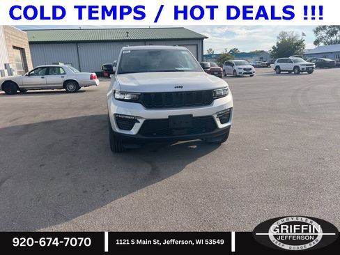 New 2025 Jeep Grand Cherokee Limited w/ Luxury Tech Group II image 5