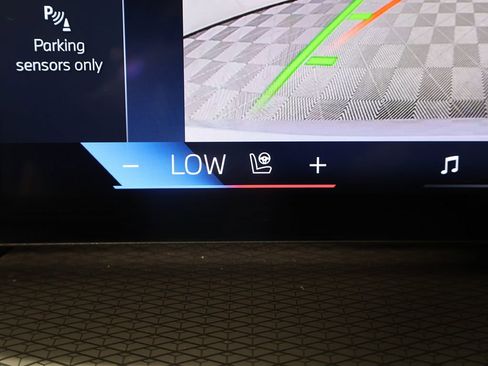 Used 2025 BMW 330i xDrive Sedan w/ M Sport Package image 46