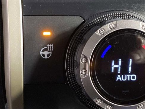 Used 2024 Toyota Tacoma Trailhunter image 23