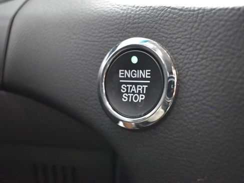 Used 2023 Ford Edge SEL AWD/4WD image 19