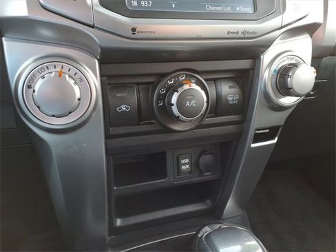 Used 2016 Toyota 4Runner SR5 image 25