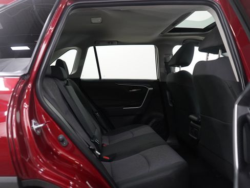 Used 2025 Toyota RAV4 XLE w/ Convenience Package image 12