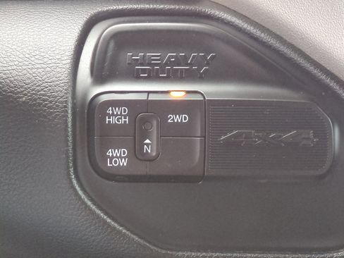 Certified 2024 RAM 3500 Laramie w/ Towing Technology Group image 31