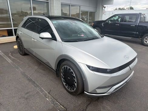 Used 2024 Hyundai Ioniq 5 Limited image 1