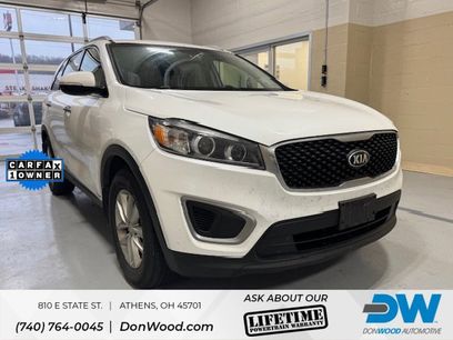 Used 2016 Kia Sorento LX w/ LX Convenience Package