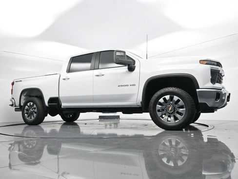 Used 2025 Chevrolet Silverado 2500 LT w/ All Star Edition image 41