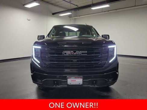 Used 2024 GMC Sierra 1500 Elevation w/ Elevation Premium Package AWD/4WD image 3