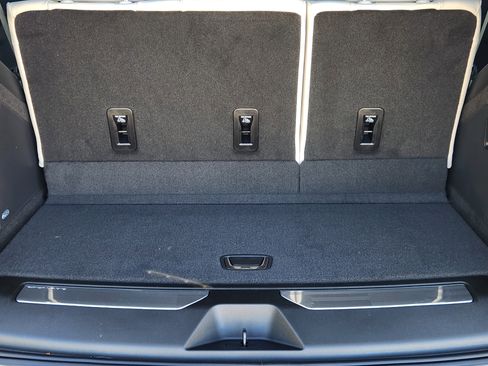 New 2025 Cadillac Escalade Sport Platinum w/ LPO, ONYX Package image 25