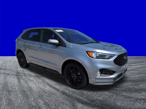 Used 2021 Ford Edge SEL FWD image 2