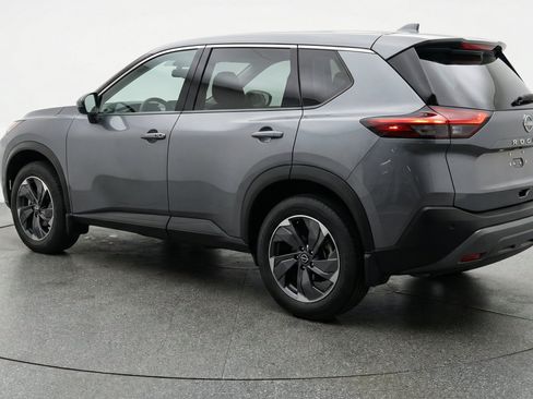 Used 2025 Nissan Rogue SV FWD image 6
