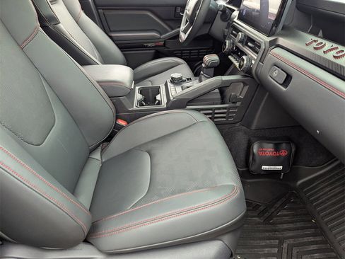 Used 2024 Toyota Tacoma TRD Pro image 14