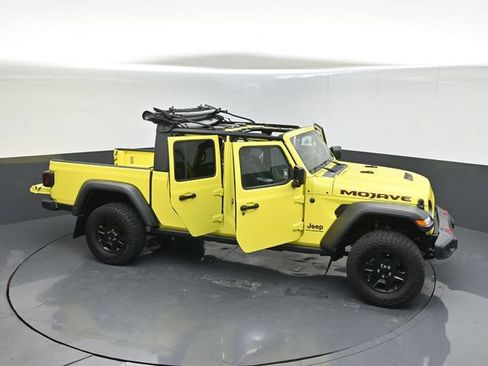 Used 2023 Jeep Gladiator Mojave AWD/4WD image 64