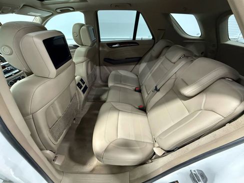 Used 2013 Mercedes-Benz ML 350 4MATIC image 38
