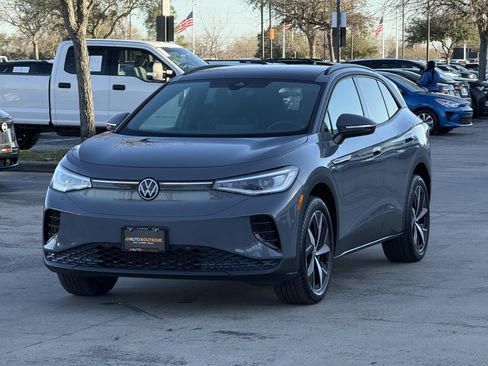 Used 2024 Volkswagen ID.4 Pro S image 5