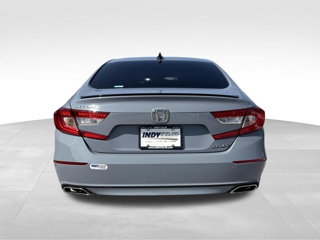 Used 2022 Honda Accord Sport image 5