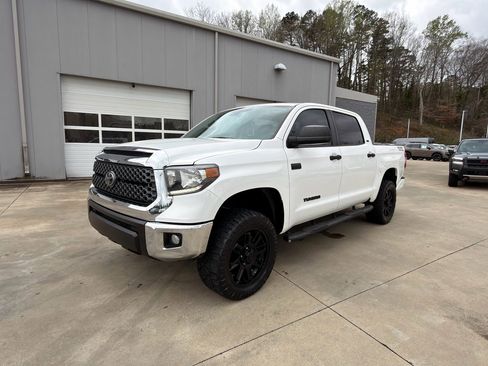 Used 2021 Toyota Tundra SR5 w/ SR5 Upgrade Package AWD/4WD image 7