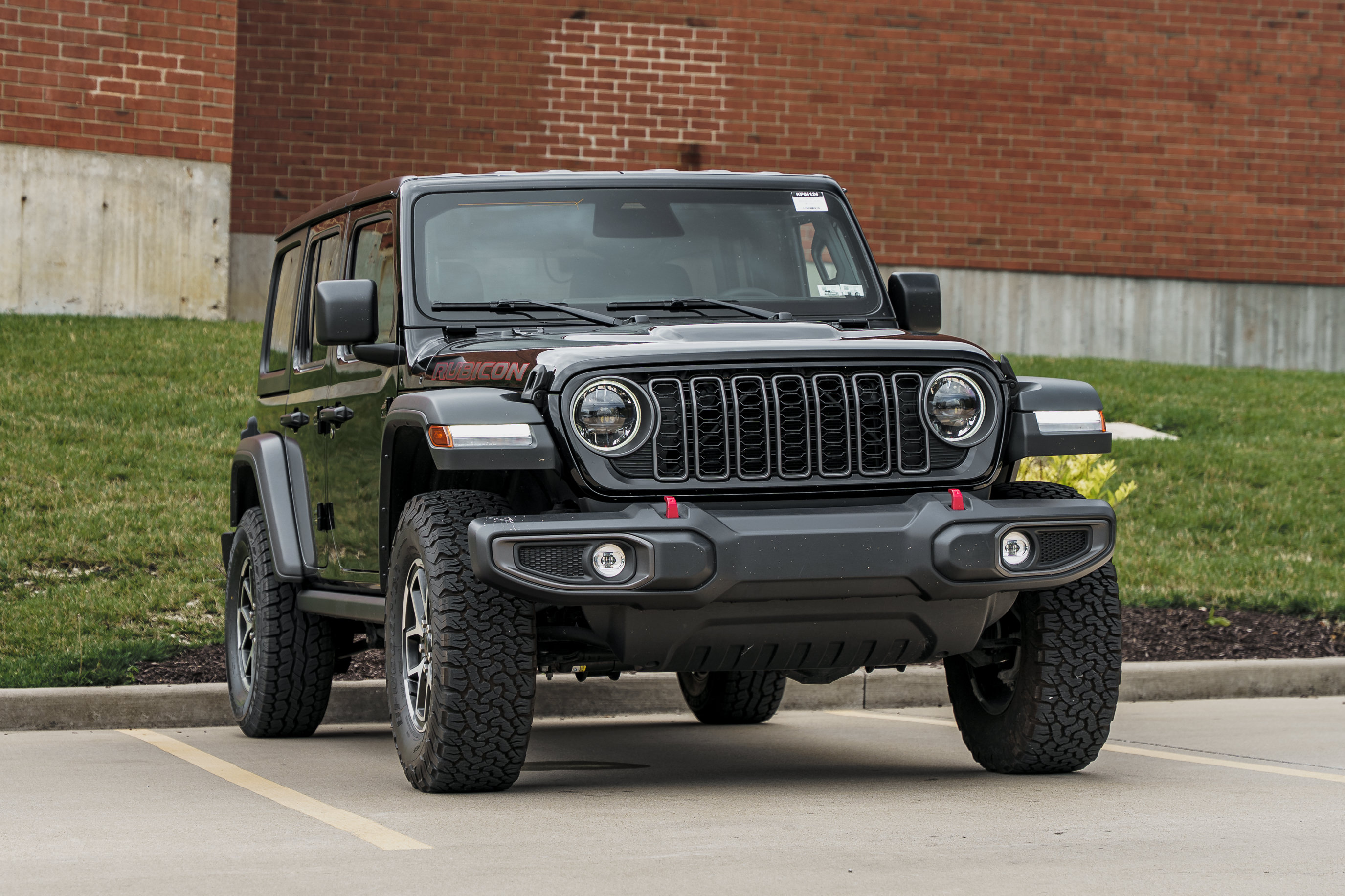 Used 2026 Jeep Wrangler Unlimited Rubicon AWD/4WD image 1