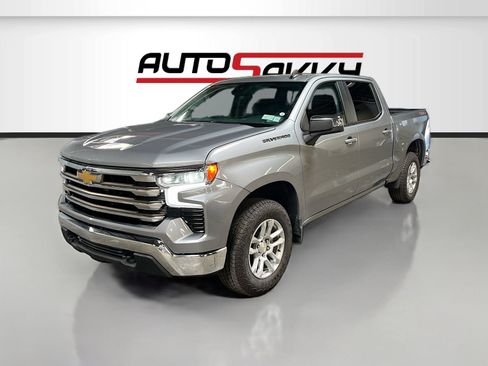 Used 2026 Chevrolet Silverado 1500 LT AWD/4WD image 3