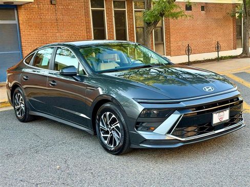 Used 2026 Hyundai Sonata Blue FWD image 5