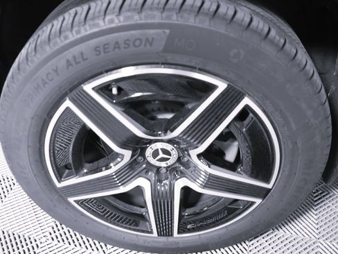 Used 2026 Mercedes-Benz GLC 300 4MATIC image 7