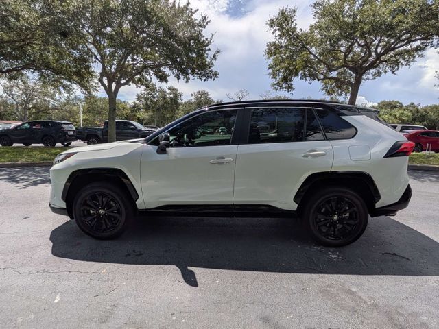 Used 2023 Toyota RAV4 XSE AWD/4WD image 6