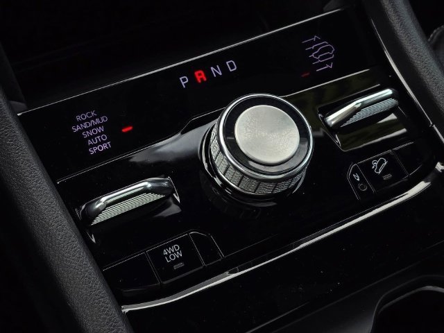 Used 2022 Jeep Grand Cherokee Overland AWD/4WD image 33