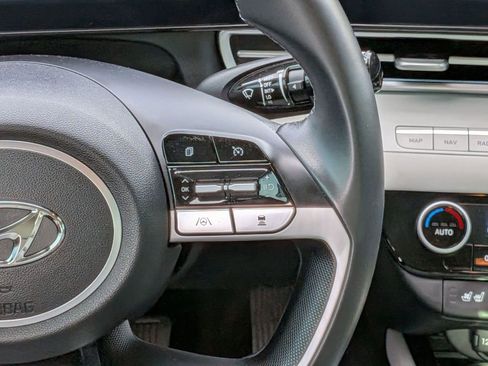 Used 2023 Hyundai Elantra Limited image 21