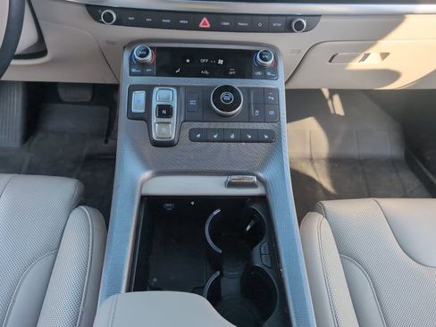 Used 2024 Hyundai Palisade Calligraphy image 20