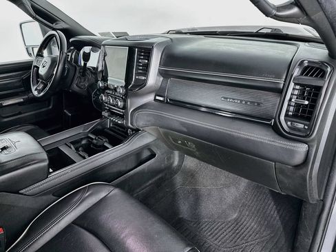 Used 2023 RAM 2500 Limited w/ Night Edition AWD/4WD image 31