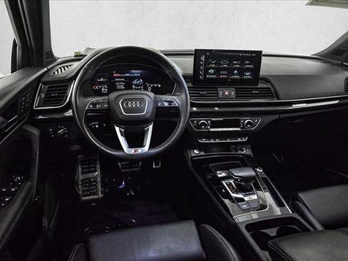 Used 2023 Audi SQ5 Premium Plus w/ Premium Plus Package image 20