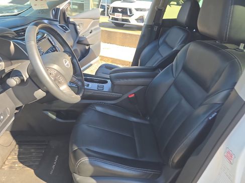 Used 2023 Nissan Murano SL image 14