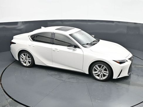 Used 2023 Lexus IS 300 w/ Comfort Package RWD image 15