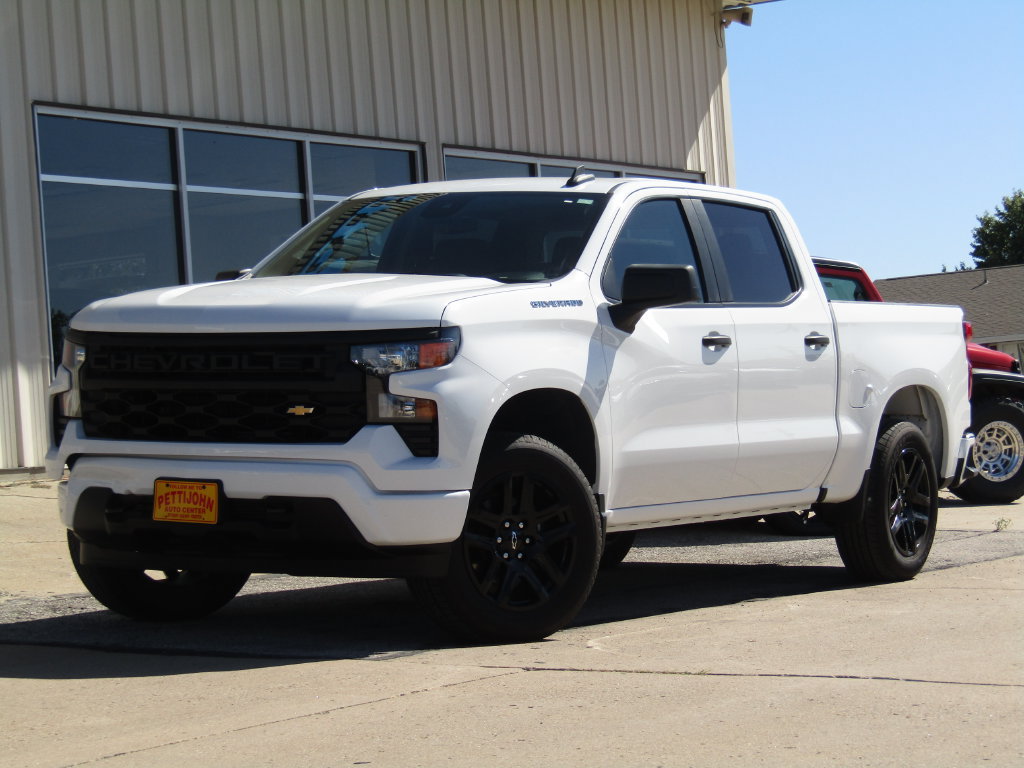 Used 2024 Chevrolet Silverado 1500 Custom AWD/4WD image 12